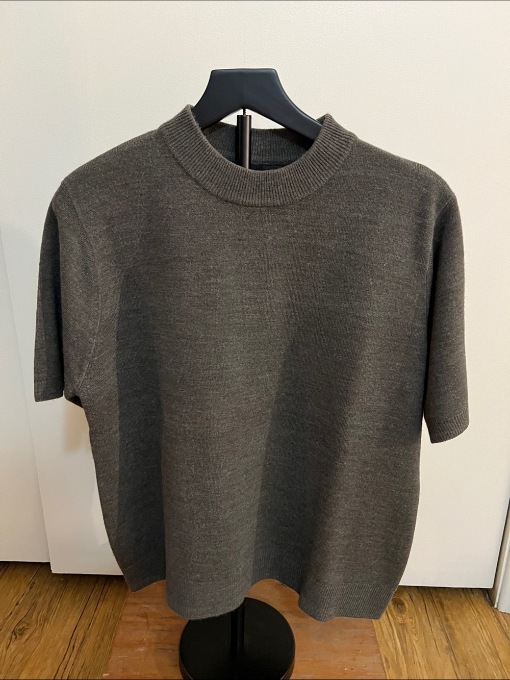 Women’s Classic Crewneck Short-Sleeve Sweater - Charcoal Sag Harbor